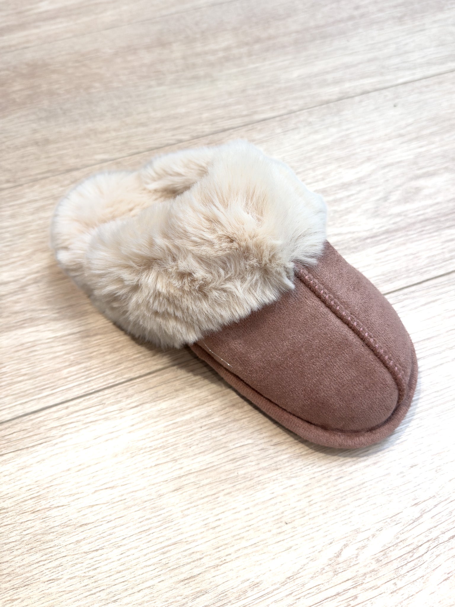 Dan Rose - Chaussons moumoute